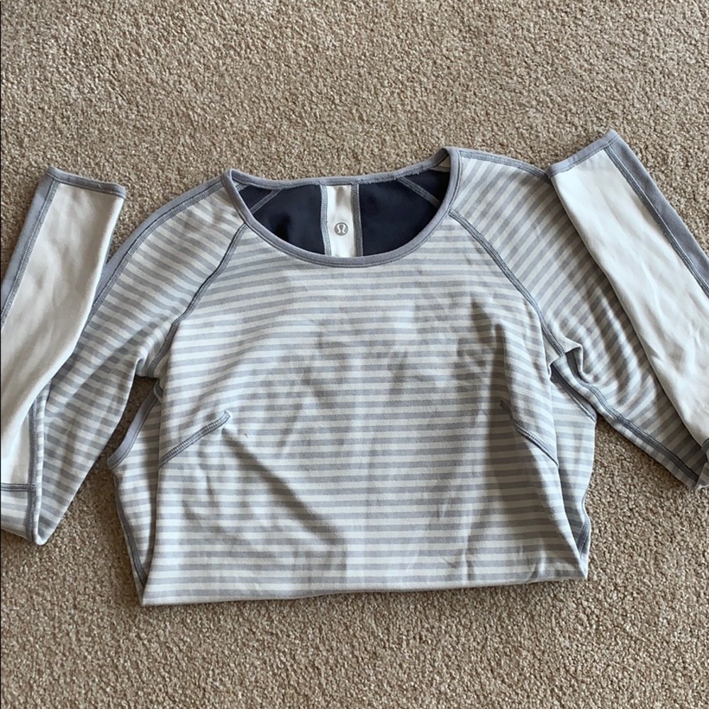 Lululemon long sleeve reversible